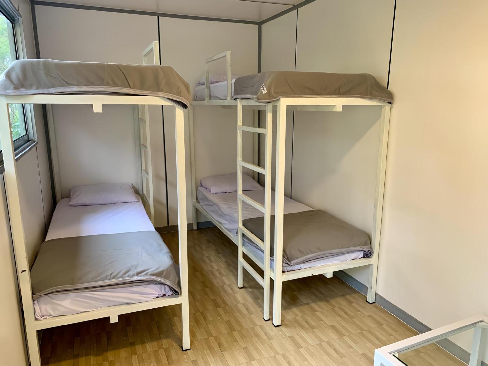 Hotel Bukit Pinus Tegalharendong Eksteriør billede