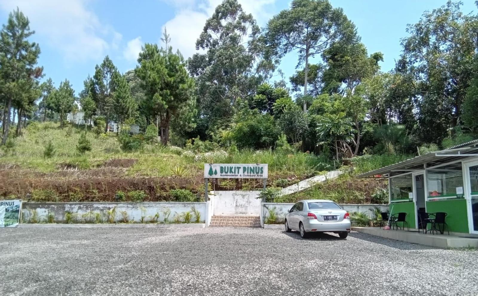Hotel Bukit Pinus Tegalharendong Eksteriør billede